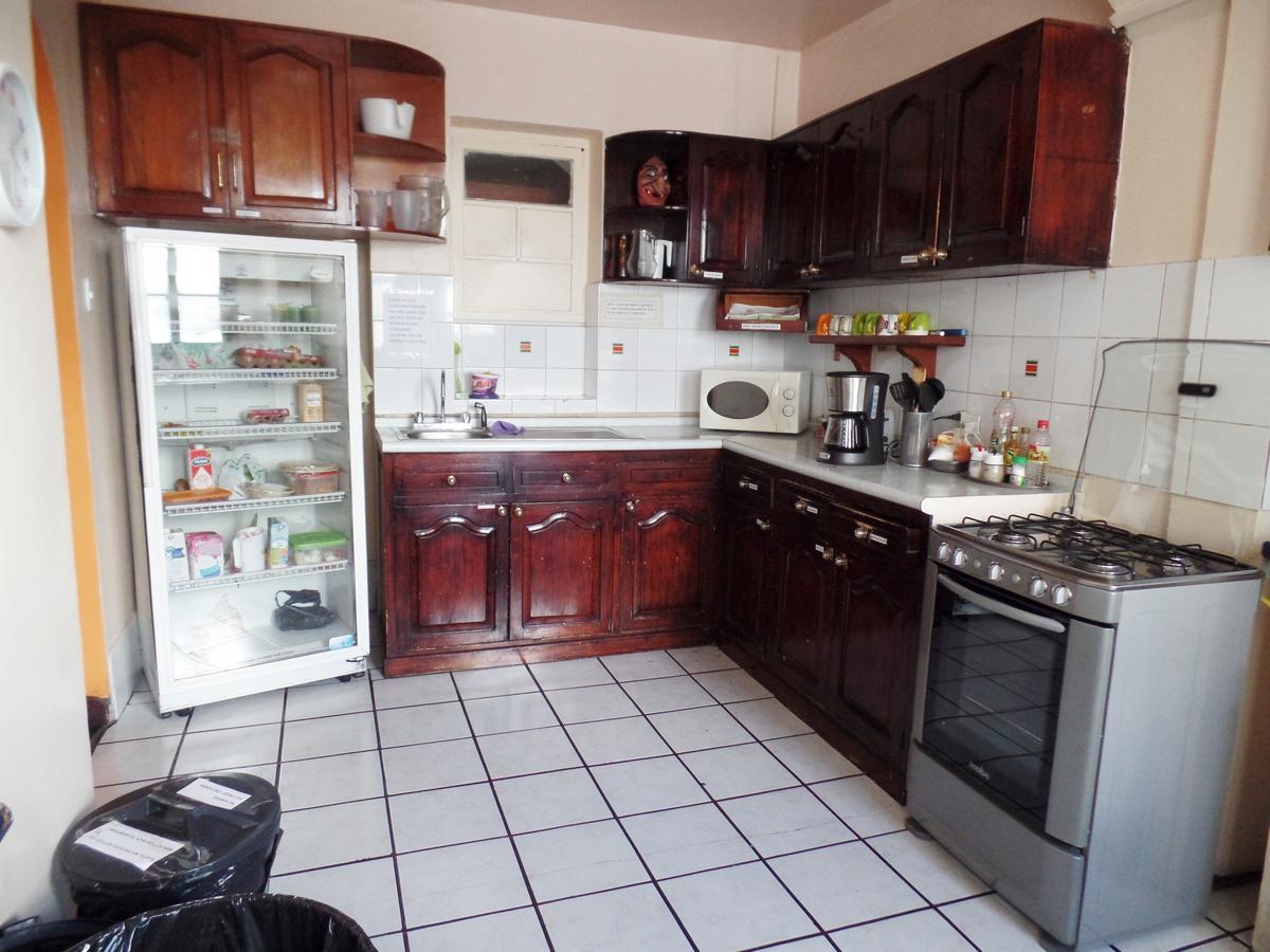 Hostal Revolution Quito