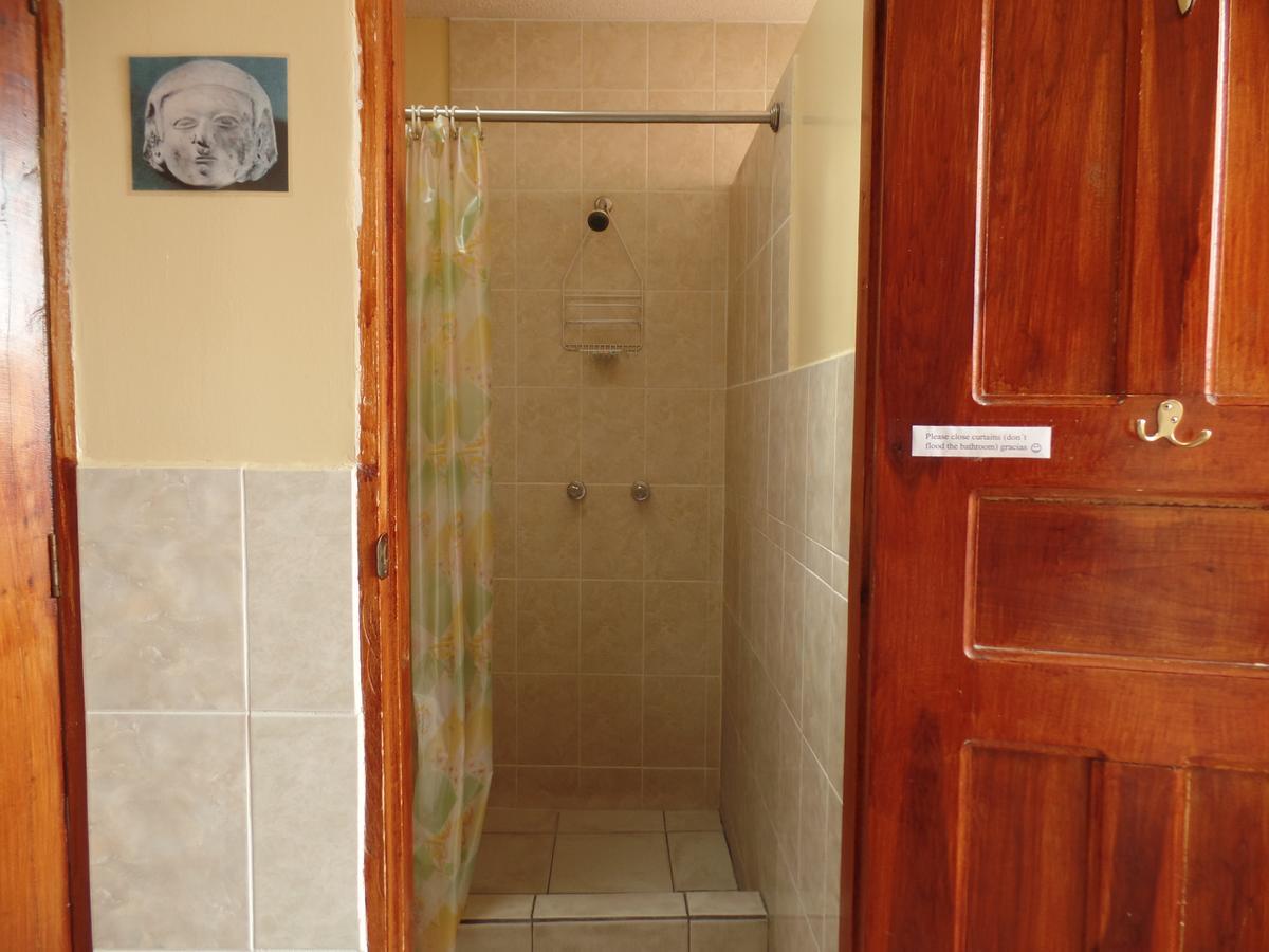 Hostal Revolution
